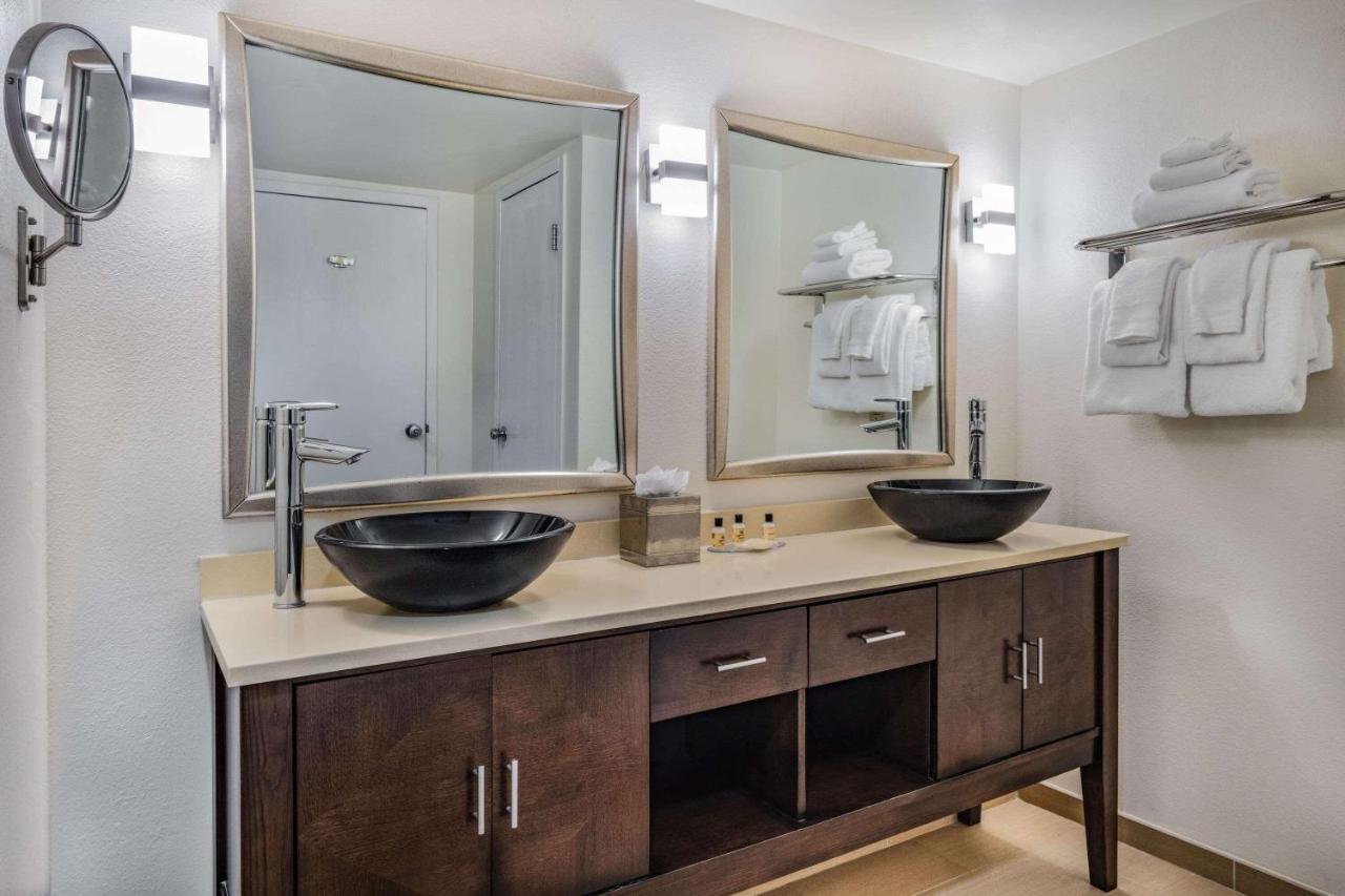 Wyndham Sacramento Hotel Carmichael Ngoại thất bức ảnh