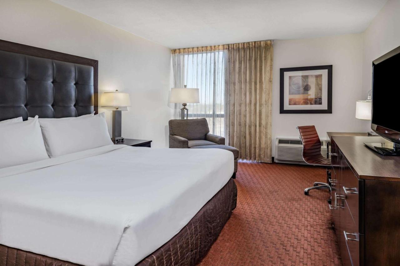Wyndham Sacramento Hotel Carmichael Ngoại thất bức ảnh